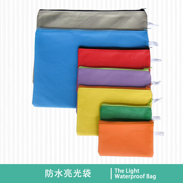 The Light Waterproof Bag