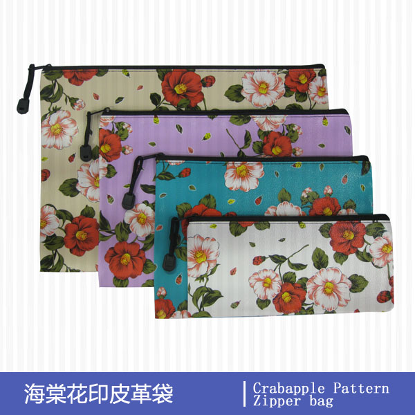 Crabapple Pattern Zipper Bag 