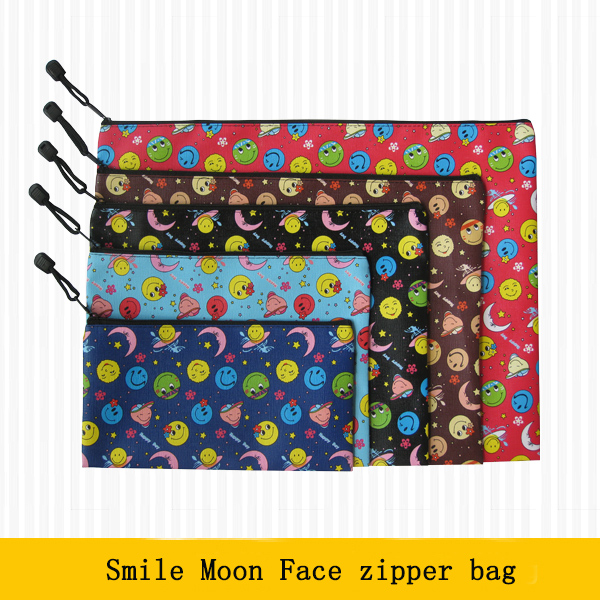 Smile Moon Face zipper bag